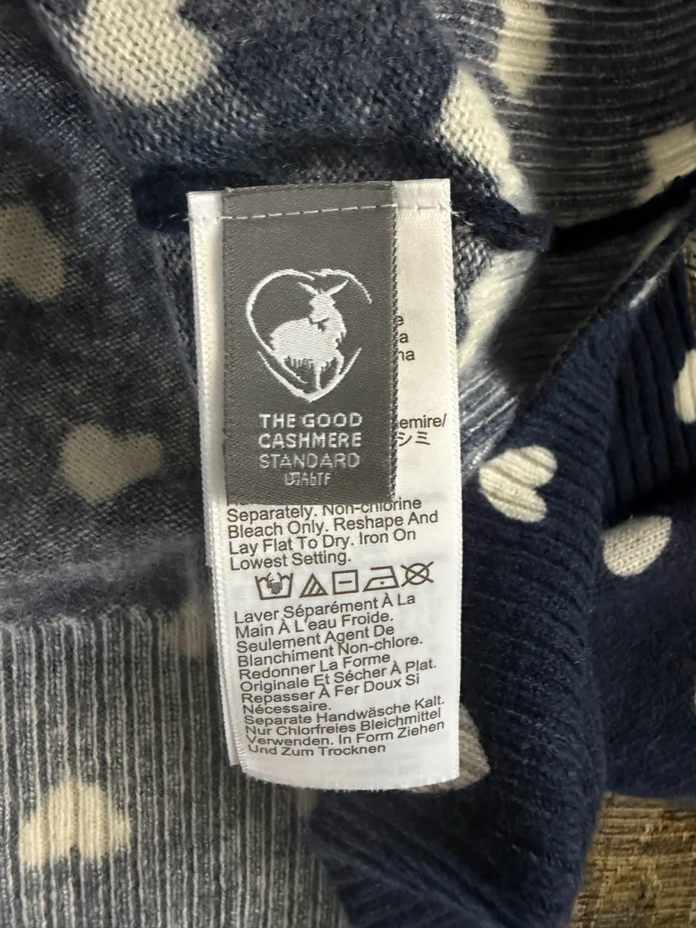 J.Crew 100% Cashmere Heart Print Crewneck Sweater Navy Ivory Large